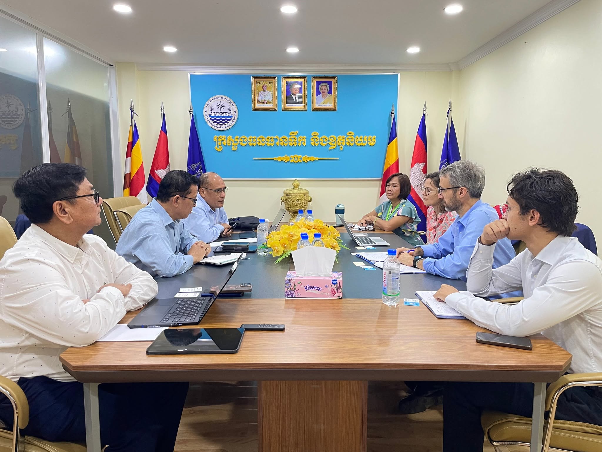ឯកឧត្តម ចាន់ យុត្ថា រដ្ឋលេខាធិការ ទទួលជួបពិភាក្សាការងារជាមួយប្រតិភូក្រុមបេសកកម្មវាយតម្លៃរបស់ទីភ្នាក់ងារបារាំងសម្រាប់អភិវឌ្ឍន៍(AFD)ដឹកនាំដោយលោក Martin LEMENAGER