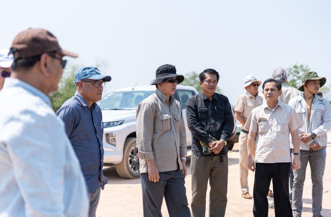 នាយកគណកម្មការដឹកនាំ កម្មវិធី WAT4CAM ដឹកនាំក្រុមការងារបច្ចេកទេសចុះពិនិត្យ គម្រោងអូរកំបោរ និងសករាជ ដែលស្ថិតនៅភូមិសាស្ត្រស្រុករវៀង ខេត្តព្រះវិហារ